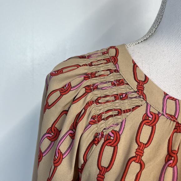 Ann Taylor Blouse Top size Small Khaki Red Pink Chain Print Smocked Stretch - Picture 4 of 7